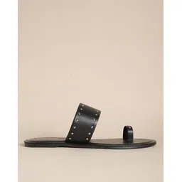 fyre rose Toe-Ring Sandals with Metal Accent-picture-10