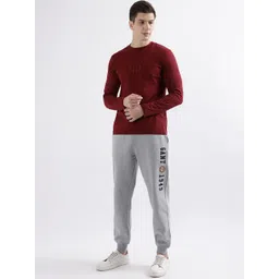 GANT Men Relaxed Fit Mid-Rise Joggers image 4