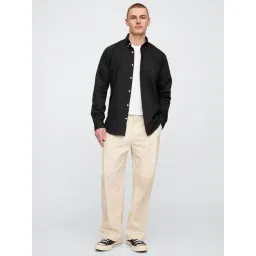 GAP Black Cotton Regular Fit Solid Shirt image 4