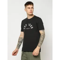 GAP Black Regular Fit Embroidered T-Shirt-image-22