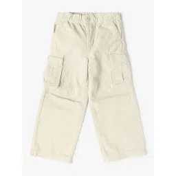 GAP Boys White Cotton Solid Cargo Pants-picture-39