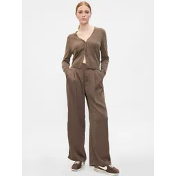 GAP Women Relaxed-Fit High-Rise Pleated Trousers image 3