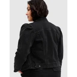 GAP Women Spread Collar Solid Pure Cotton Casual Denim Jacket image 2