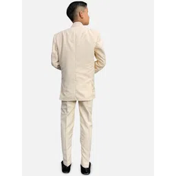 GARGIAN Master Cut Boys Single-Breasted Three-Piece Suit image 3