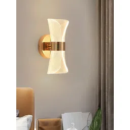 GAUVIK Gold-Toned Printed Acrylic Abstract 3 Different Color Mode Changing Led Wall Lamp-image-6