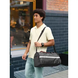 Gear Unisex Duffel Bag with Brand Logo Print Detail-picture-30