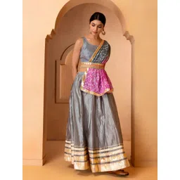 Geroo Jaipur Grey & Pink Embellished Ready to Wear Lehenga & Unstitched Blouse With Dupatta-picture-10