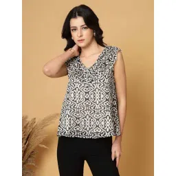 Gipsy Black Regular Fit Printed Top-picture-16