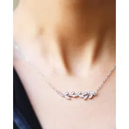 giva 925 Silver Leaf Pendant with Chain image 4