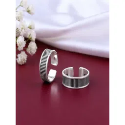 GIVA 925 Oxidised Silver Jaya Toe Rings for Women-picture-25
