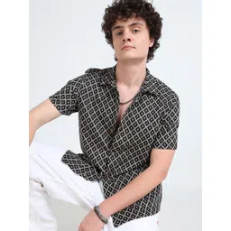 glitchez Geometric Printed Spread Collar Relaxed Shirt-picture-42