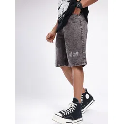 glitchez Men Classic Cool Embroidered Faded Loose Fit Jorts-picture-15