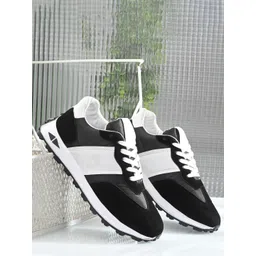 glitchez Men Colourblocked Sneakers-picture-18