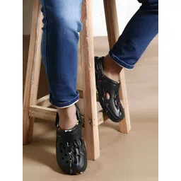 glitchez Men Printed Clogs-picture-31
