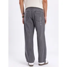glitchez Men Printed Detail Baggy Fit Jeans image 4