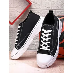 glitchez Men Sneakers-picture-31