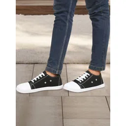 glitchez Men Sneakers-picture-37