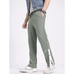 glitchez Men Street Nomad Relaxed Fit Track Pants-picture-12