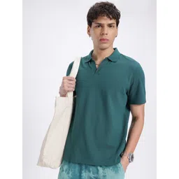 glitchez Textured Symphony Polo Collar Relaxed T-shirt-picture-34