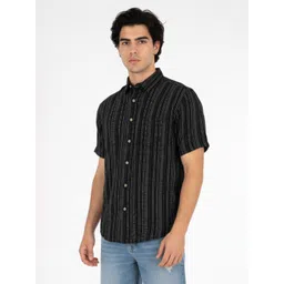 glitchez Vertical Striped Relaxed Fit Casual Shirt-picture-10