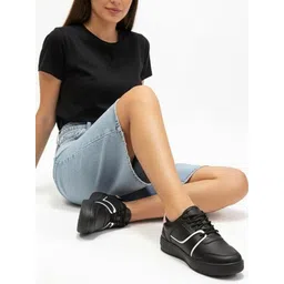 glitchez Women Colourblocked Sneakers image 5