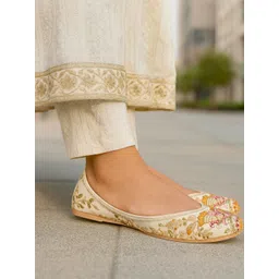glitchez Women Mojaris Flats-picture-20