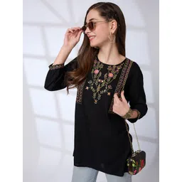 Globus Embroidered Tunic-picture-25
