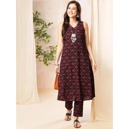 Globus Geometric Printed A-Line Kurta & Pant Set-picture-21