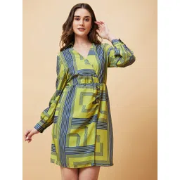 Globus Green Geometric Printed Long Sleeves Warp Dress-picture-19