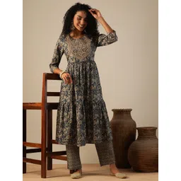 Globus Grey Floral Printed Tiered Thread Work Pure Cotton A-Line Kurta with Trousers-image-9