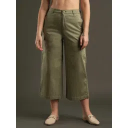 Globus Sage Green Relaxed Fit Mid Rise Cropped Trousers-picture-35
