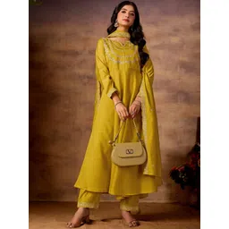 Glomee Women Ethnic Motifs Embroidered Panelled Thread Work Pure Silk Kurta with Trousers & With Dupatta-picture-38