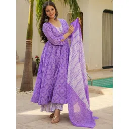 GLOSIA DESIGN Women Bandhani Printed V-Neck Anarkali Kurta with Palazzos & Dupatta-picture-14