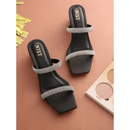 GNIST Black Striped Block Heel-picture-22