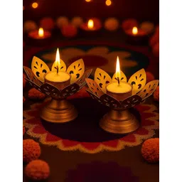 Go Hooked Set of 2 Gold Tone Metal Lotus Tealight Candle Holder-image-5