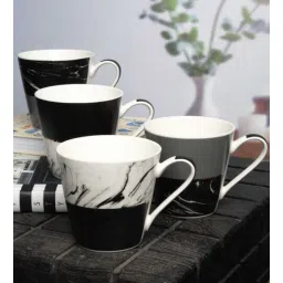 Contemporary Glass Tea Cups (Set of 4) by Goodhomes-picture-25