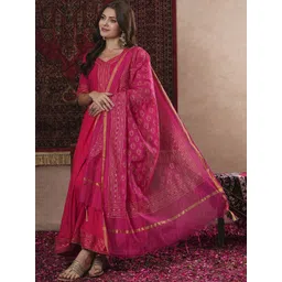 GoSriKi Floral Printed Panelled Gotta Patti Kurta with Trouser & Dupatta-picture-23