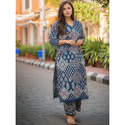 GoSriKi Women Ethnic Motifs Printed Regular Kurta with Palazzos-picture-32