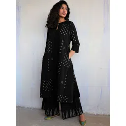 GoSriKi Women Printed Regular Kurta with Palazzos-image-17