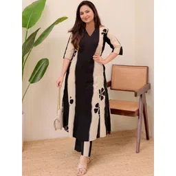 GoSriKi Women Printed Regular Kurta with Trousers-image-48