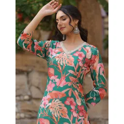 gosriki KALINI Floral Printed V-Neck Straight Kurta With Palazzos image 2