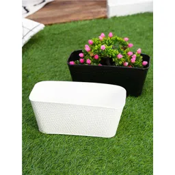 green girgit Set Of 2 Planters-image-3