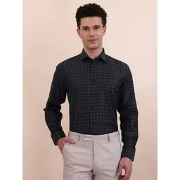 Greenfibre Men Gingham Checked Spread Collar Cotton Formal Shirt-picture-27