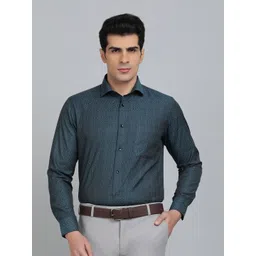 Greenfibre Men Slim Fit Spread Collar Micro Checked Cotton Formal Shirt-picture-32