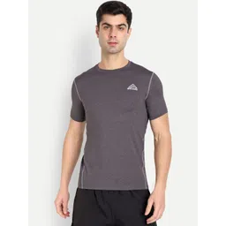 GRITPRO Men Solid Round Neck Slim Fit T-shirt-picture-16