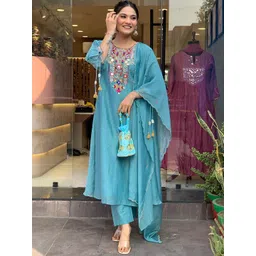 Growdamy Floral Yoke Design Chanderi Silk Straight Kurta With Trousers & Dupatta-picture-26