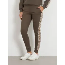 Guess Brown Solid Trackpants-picture-34