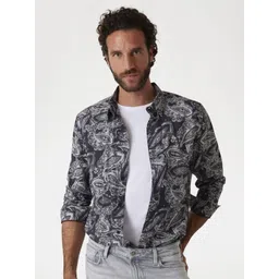 GUESS Men Ethnic Motifs Printed Spread Collar Casual Shirt-picture-35