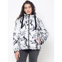 GUESS Women Reversible Puffer Jacket-image-45