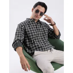 Guns & Sons Men Modern Fit Checked Spread Collar Cotton Casual Shirt-picture-13
